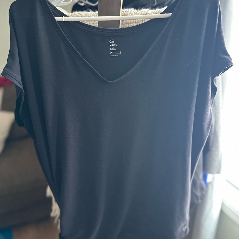 GAP Women's Classic Black Short Sleeve Tee